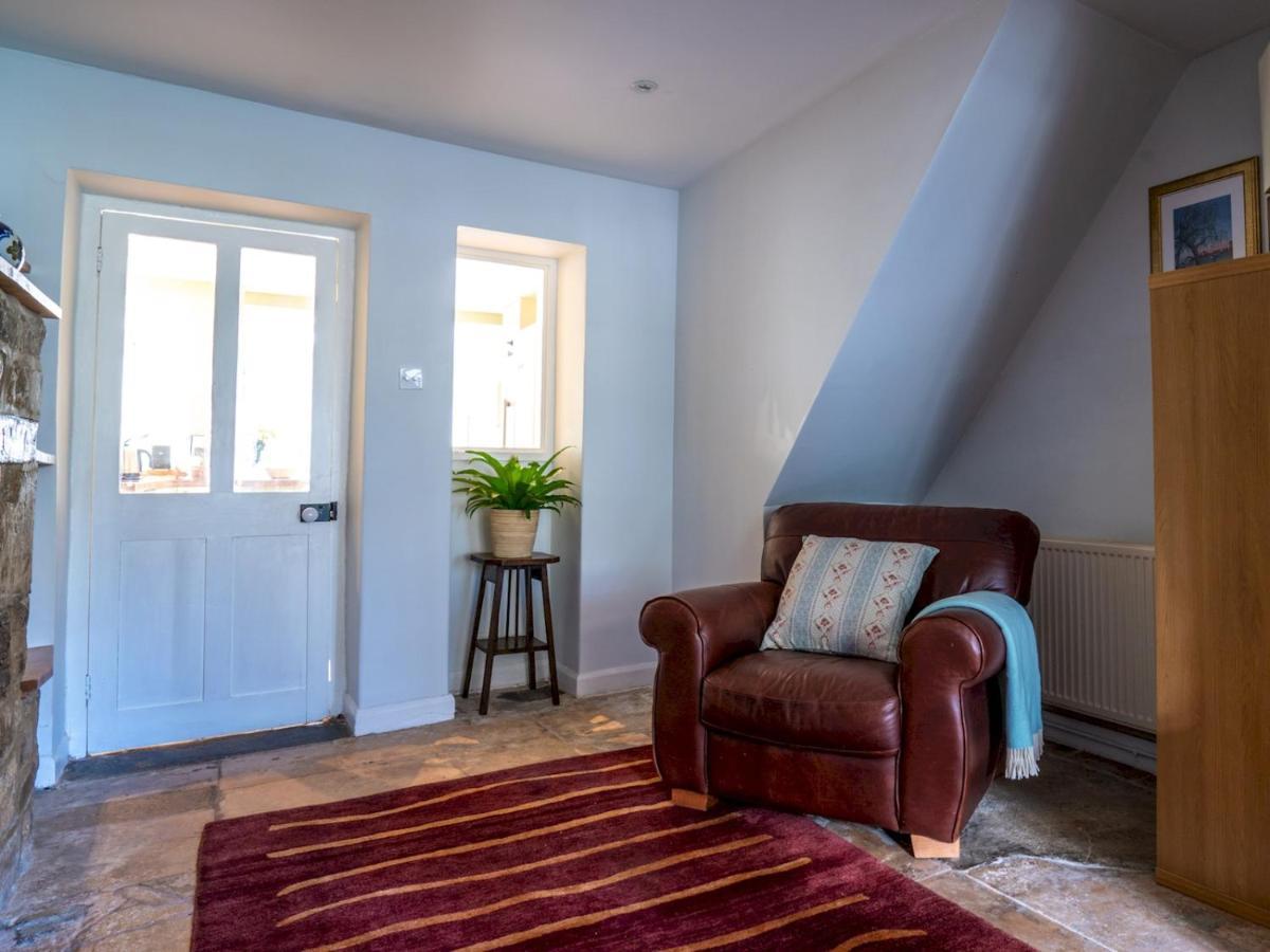 Quarry Cottage Courtyard Garden Pass The Keys Cirencester Exterior foto